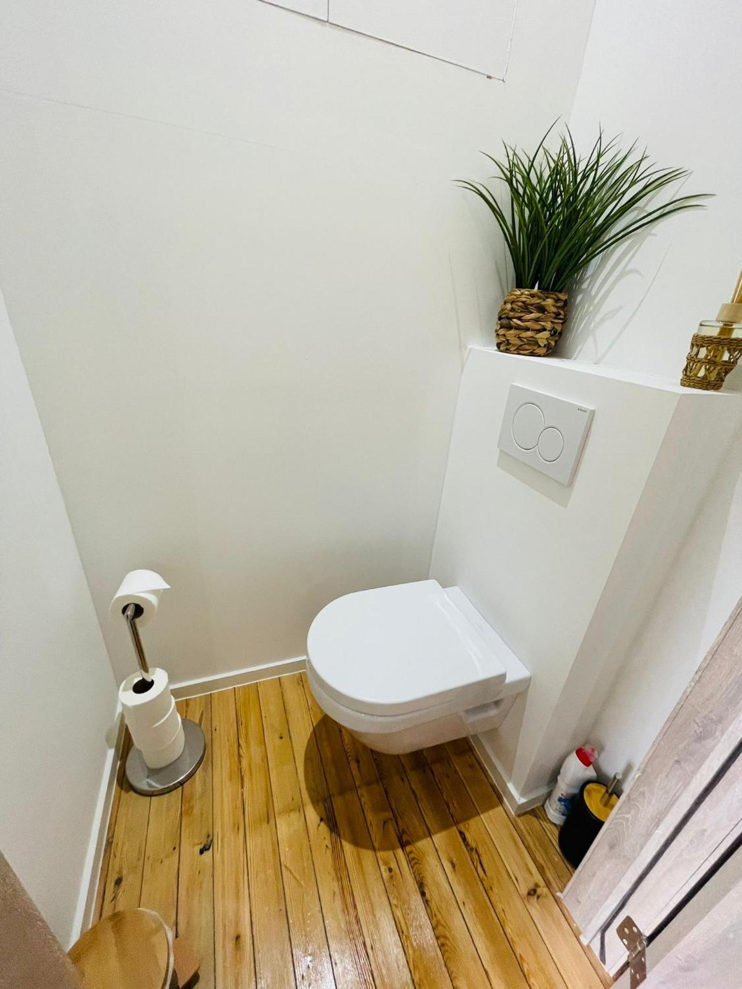 Appartement Exotique Avec Bain Balneo 列日 外观 照片