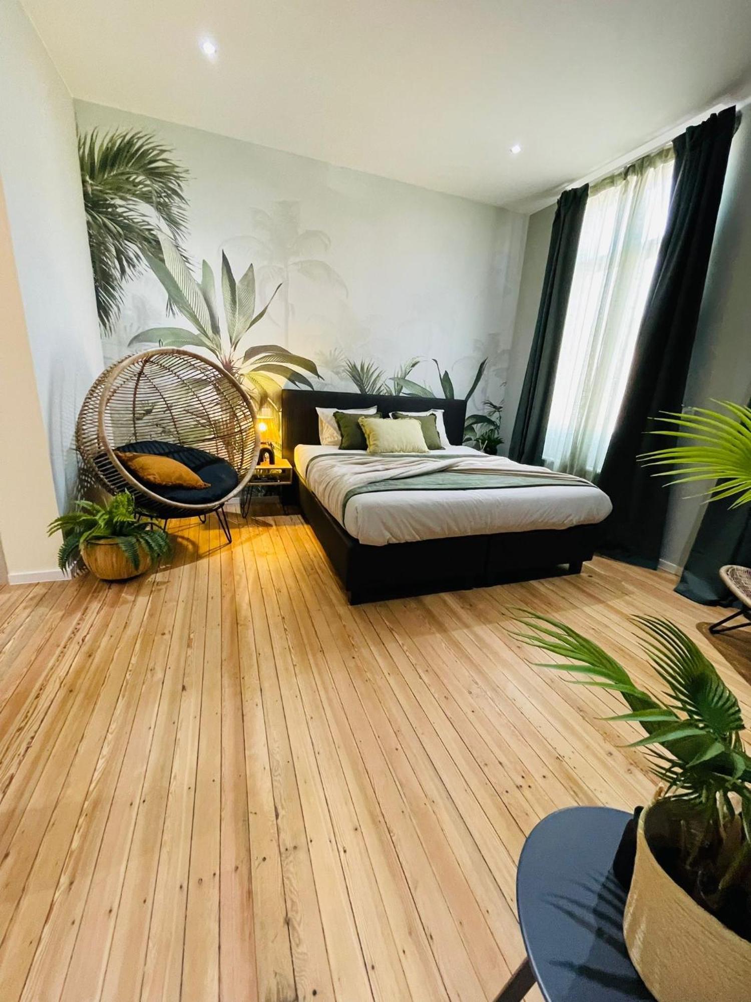 Appartement Exotique Avec Bain Balneo 列日 外观 照片